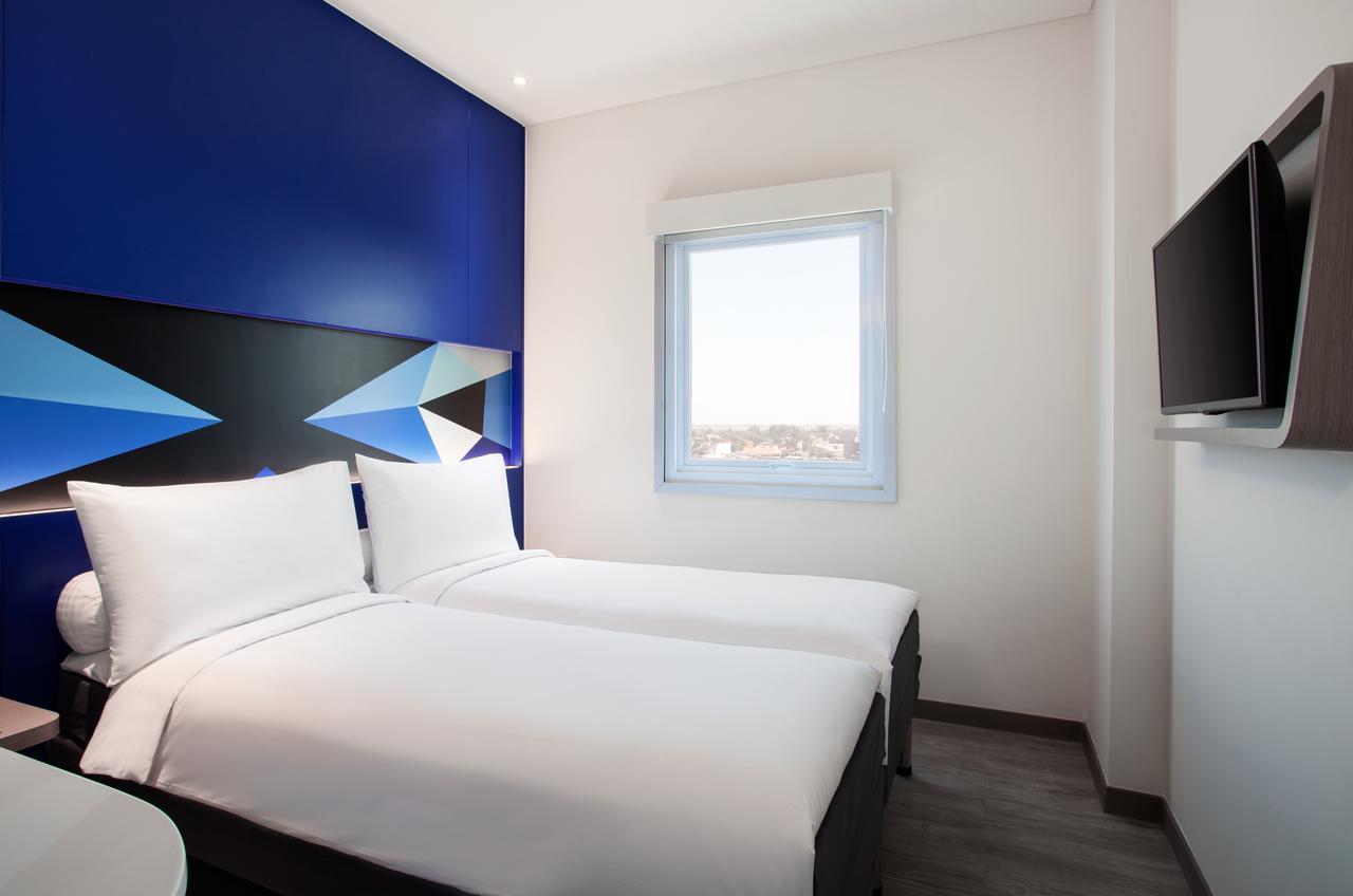 Ibis Budget تْشيريبون المظهر الخارجي الصورة