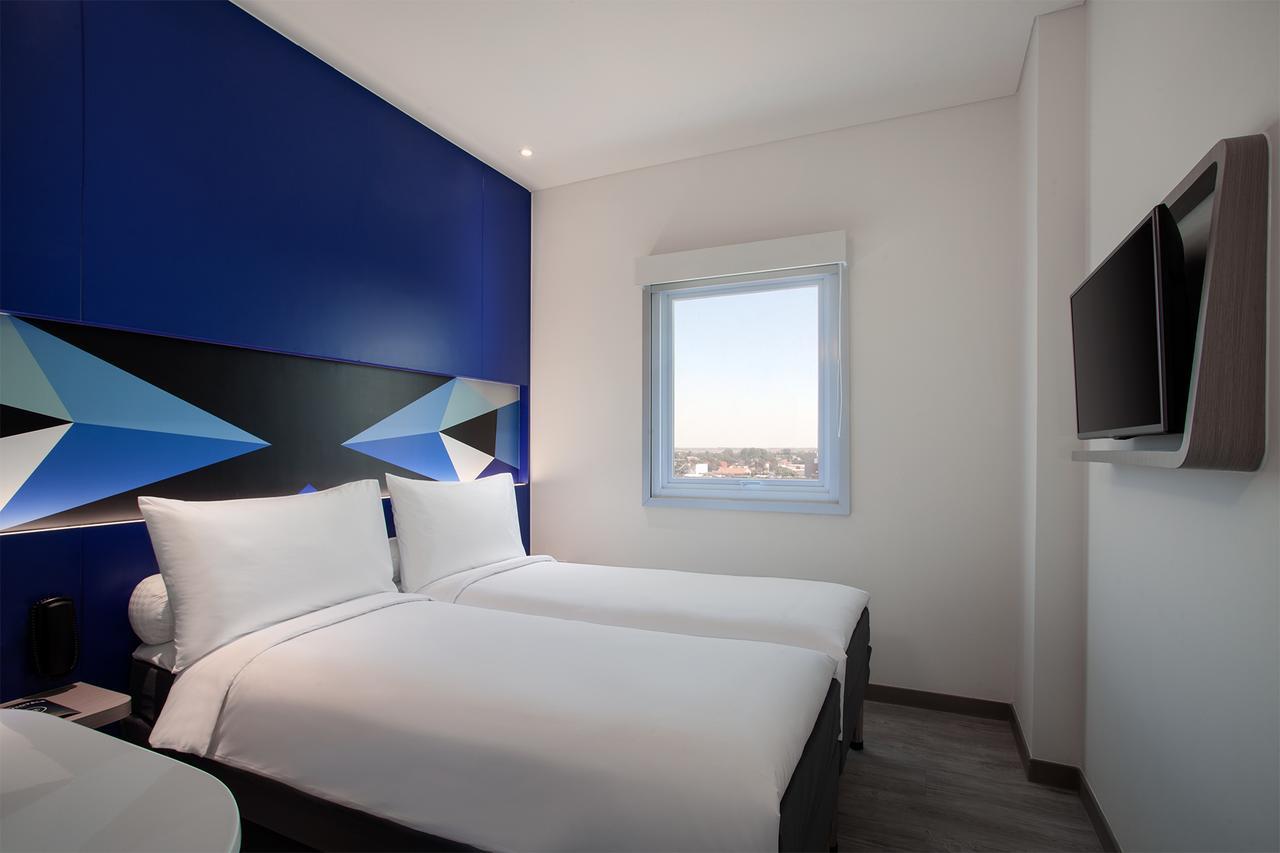 Ibis Budget تْشيريبون المظهر الخارجي الصورة