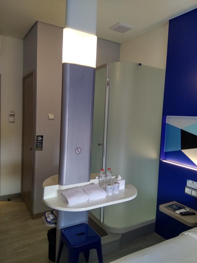 Ibis Budget تْشيريبون المظهر الخارجي الصورة