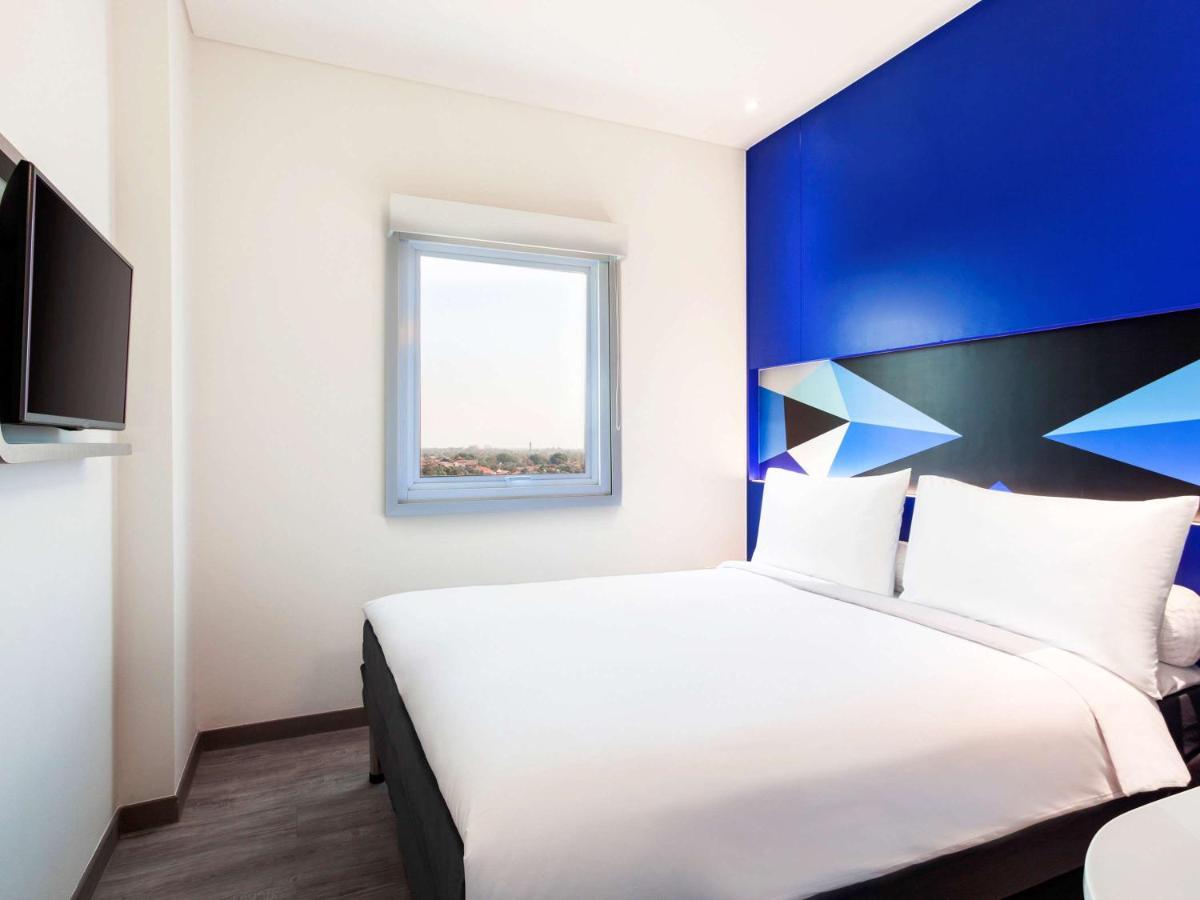 Ibis Budget تْشيريبون المظهر الخارجي الصورة